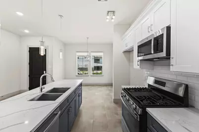 7905 Rock Rose Street, Houston, TX 77051 - Photo 9