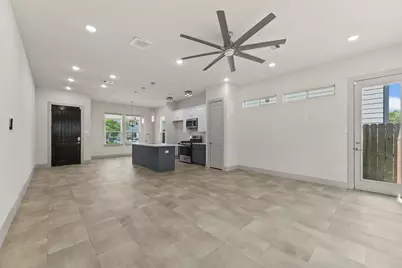 7905 Rock Rose Street, Houston, TX 77051 - Photo 5