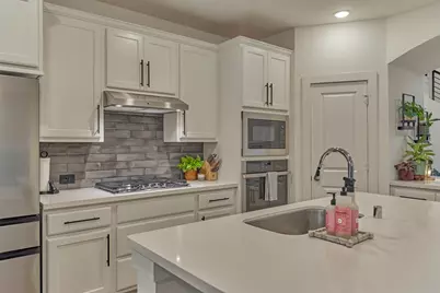 530 W Cascade Heights Drive, Montgomery, TX 77316 - Photo 13