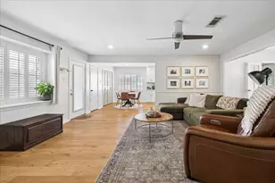 1734 Ashford Hollow Ln, Houston, TX 77077 - Photo 9