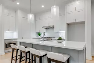 2715 Beauchamp St, Houston, TX 77009 - Photo 13