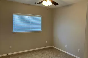1827 Oak Ridge Dr, Kemah, TX 77565 - Photo 17
