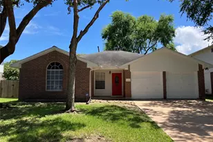 1827 Oak Ridge Dr, Kemah, TX 77565 - Photo 21