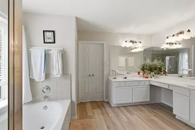 2135 Emerald Cove Drive, League City, TX 77573 - Photo 27