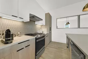 4016 St Peter Ln, Houston, TX 77045 - Photo 5