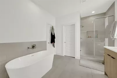 4016 Saint Peter Lane, Houston, TX 77045 - Photo 15