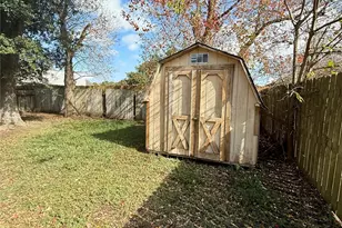 4411 Rattan Ave, Bay City, TX 77414 - Photo 17