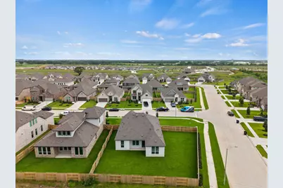 2720 Grove Crest Drive, Rosenberg, TX 77469 - Photo 5