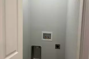 4624 Bell St, Houston, TX 77023 - Photo 7