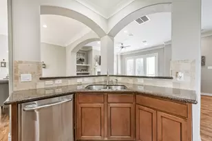 8806 Lakeshore Bend Dr, Houston, TX 77080 - Photo 19