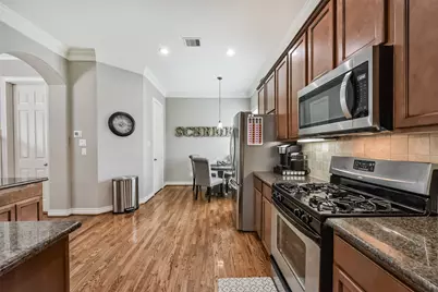 8806 Lakeshore Bend Drive, Houston, TX 77080 - Photo 15