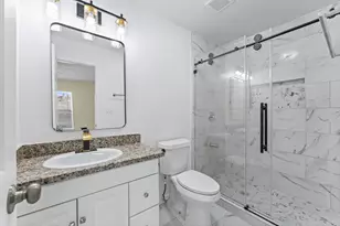 10531 Spanish Grant Dr, Sugar Land, TX 77498 - Photo 15