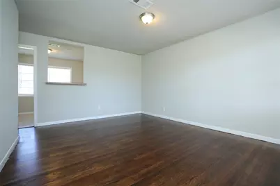 10322 Cathedral Drive, Houston, TX 77051 - Photo 5