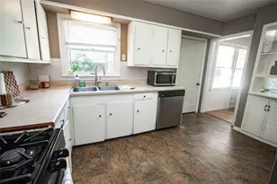 1216 15th Ave N, Texas City, TX 77590 - Photo 9