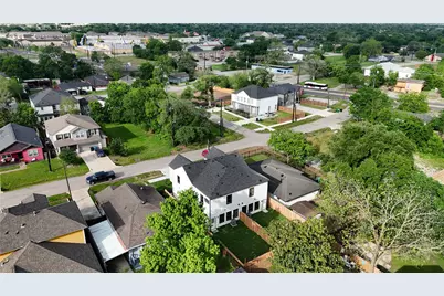 4554 Newberry Street #A, Houston, TX 77051 - Photo 27