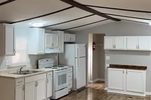 213 Orange St, Cleveland, TX 77327 - Photo 7