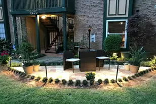 8225 Kingsbrook Rd, Houston, TX 77024 - Photo 11