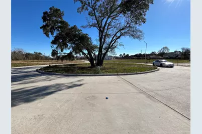 1621 Crown Oaks Court, Pearland, TX 77581 - Photo 9