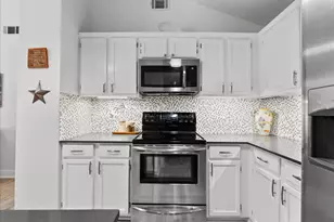 16723 Dale Oak Way, Houston, TX 77058 - Photo 13