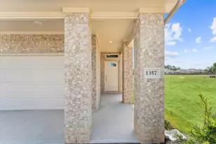 1369 Mixander Wy, La Porte, TX 77571 - Photo 3