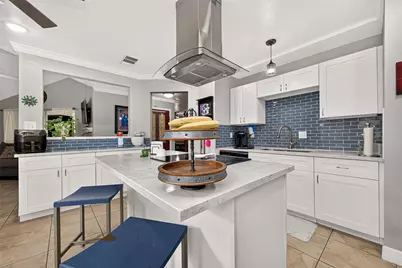 17519 Davenway Drive, Houston, TX 77084 - Photo 9