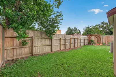 17519 Davenway Drive, Houston, TX 77084 - Photo 27