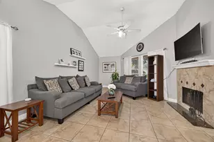 17519 Davenway Dr, Houston, TX 77084 - Photo 5