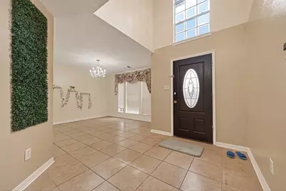 6922 Leaders Crossing Drive, Houston, TX 77072 - Photo 5