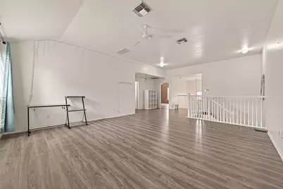 6922 Leaders Crossing Drive, Houston, TX 77072 - Photo 27