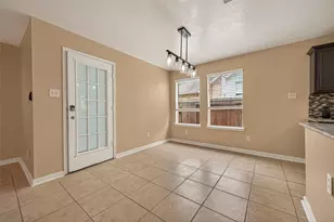 6922 Leaders Crossing Dr, Houston, TX 77072 - Photo 13
