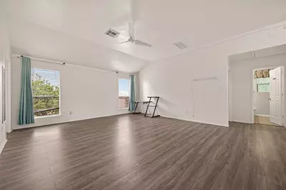 6922 Leaders Crossing Drive, Houston, TX 77072 - Photo 27