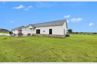 7730 Pebble Hill Lane, Rosharon, TX 77583 - Photo 33