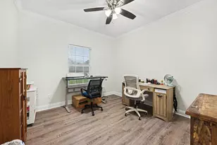 7730 Pebble Hill Ln, Rosharon, TX 77583 - Photo 23
