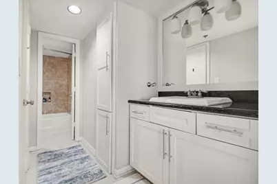 3525 Sage Road #1110, Houston, TX 77056 - Photo 15