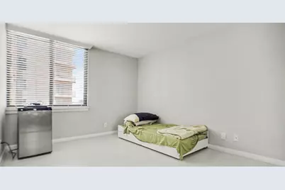 3525 Sage Road #1110, Houston, TX 77056 - Photo 19