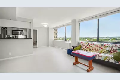 3525 Sage Road #1110, Houston, TX 77056 - Photo 3
