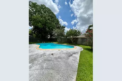 10219 Crescent Moon Drive, Houston, TX 77064 - Photo 17