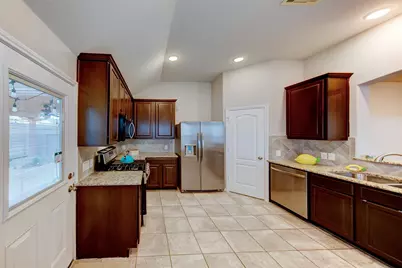 5227 Bay Lane, Bacliff, TX 77518 - Photo 11