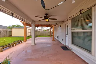 5227 Bay Ln, Bacliff, TX 77518 - Photo 25