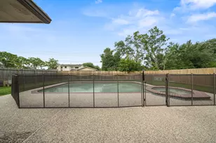 1907 Cripple Creek Ln, Pearland, TX 77581 - Photo 15