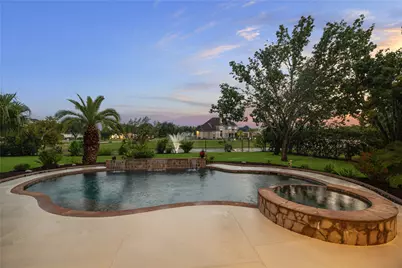 8826 Crown Jewel Drive, Richmond, TX 77469 - Photo 3