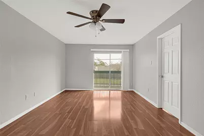 1516 Bay Area Blvd #R6, Houston, TX 77058 - Photo 11