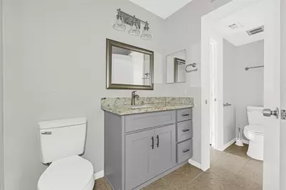 1516 Bay Area Blvd #R6, Houston, TX 77058 - Photo 17