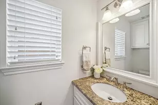 4907 Candletree Dr, Houston, TX 77018 - Photo 25