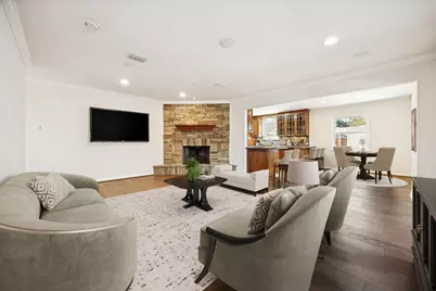 4907 Candletree Drive, Houston, TX 77018 - Photo 9