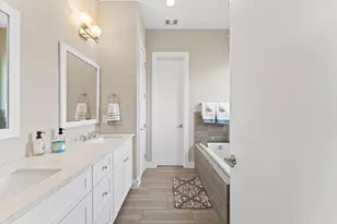 2422 Cochran St, Houston, TX 77009 - Photo 23