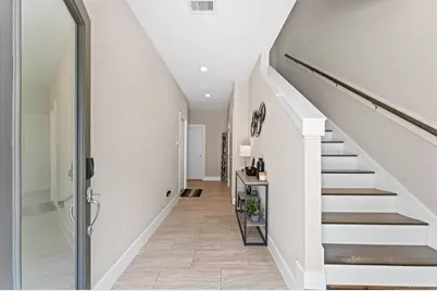 2422 Cochran Street, Houston, TX 77009 - Photo 9