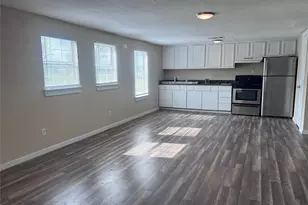 814 Sun St, Boling, TX 77420 - Photo 5