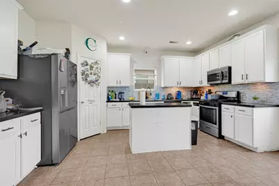 10750 Marigold Glen Way, Houston, TX 77034 - Photo 11
