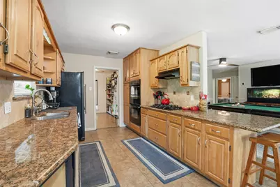 15721 Juneau Ln, Houston, TX 77040 - Photo 9